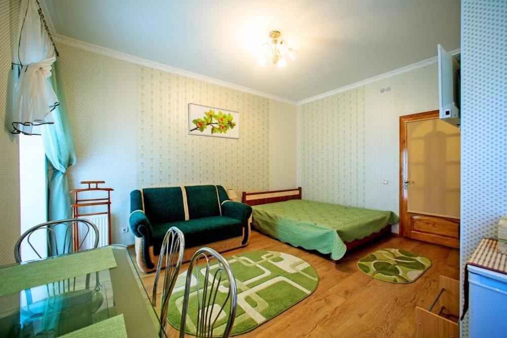 Apartments U Ratushi Kamianets-Podilskyi Exterior photo