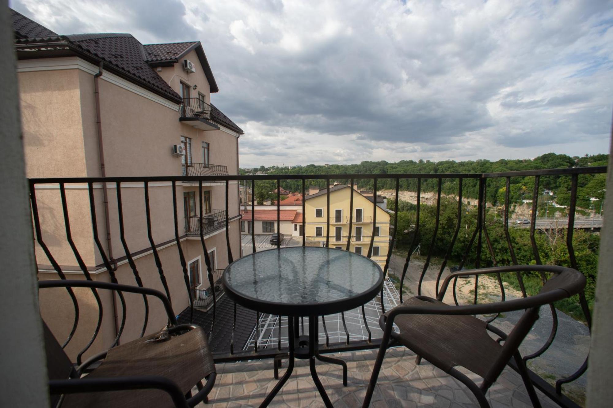 Apartments U Ratushi Kamianets-Podilskyi Exterior photo